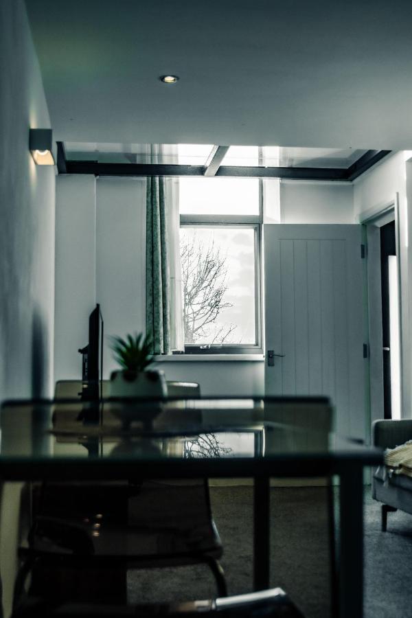 Apartments Dealhouse 4 ฮัดเดอร์สฟิลด์ ภายนอก รูปภาพ